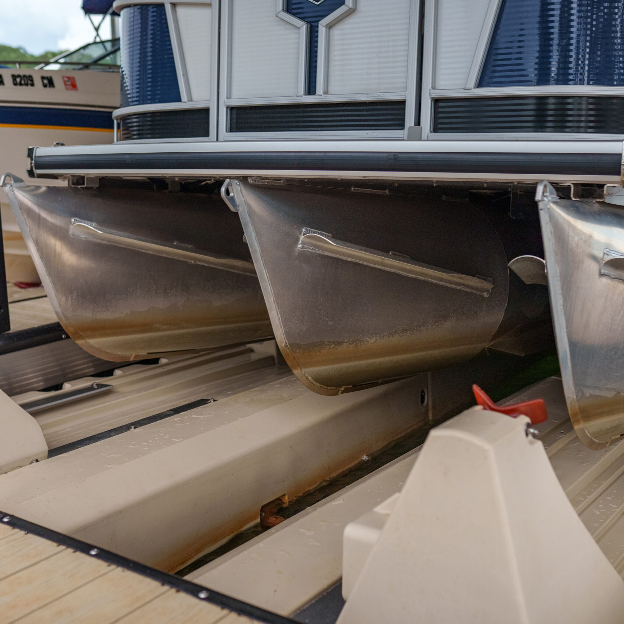 Pro Pontoon Port 6