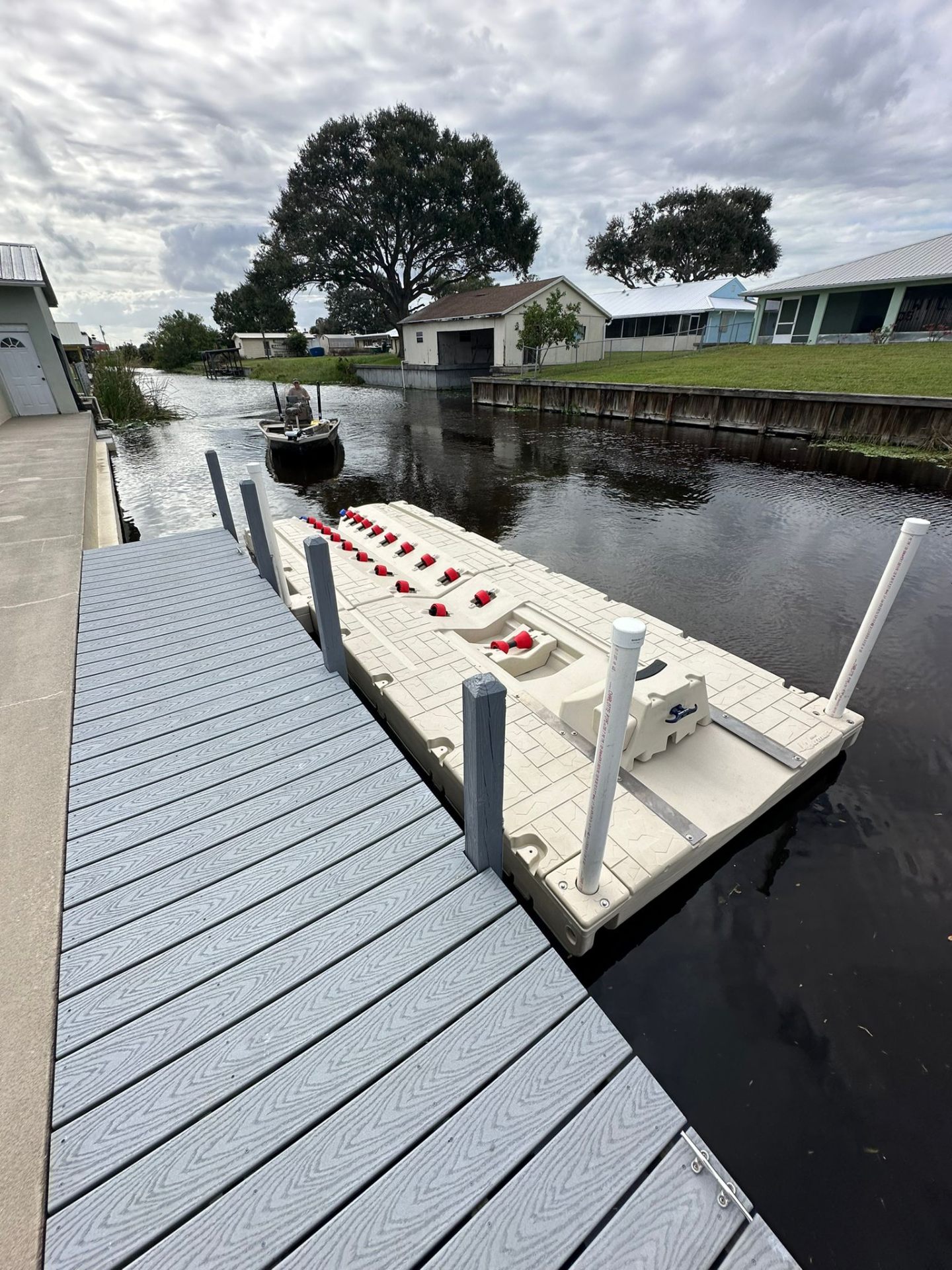 PRO 220 Boat Port 10