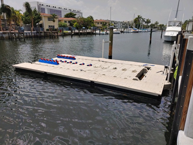 Extreme X24 Boat Port 12