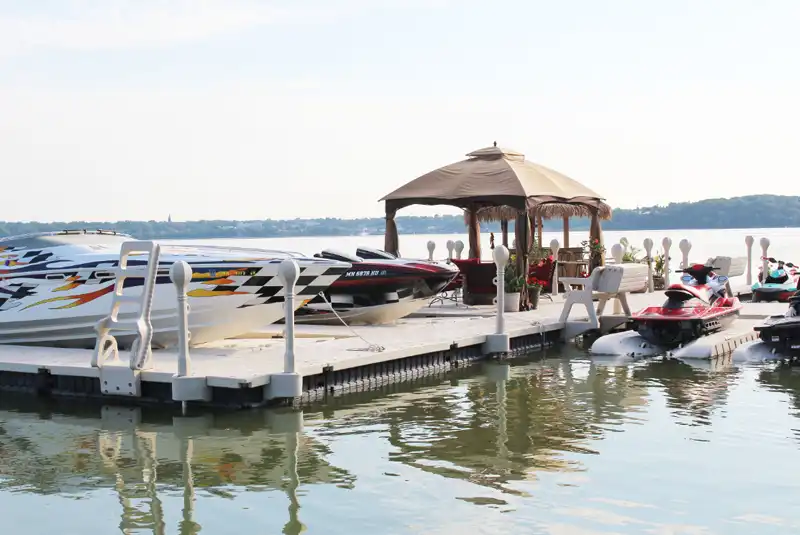 Florida boat pontoon port